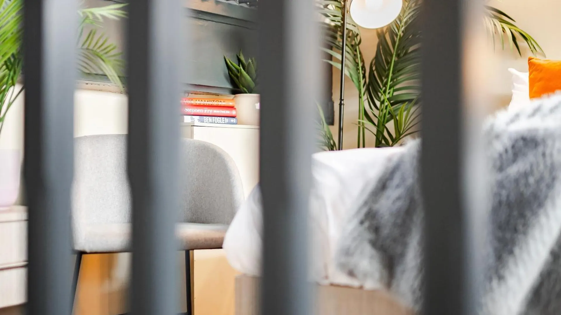 Luxury Tower, Penthouse & Split Level Apartments In Leeds City Centre