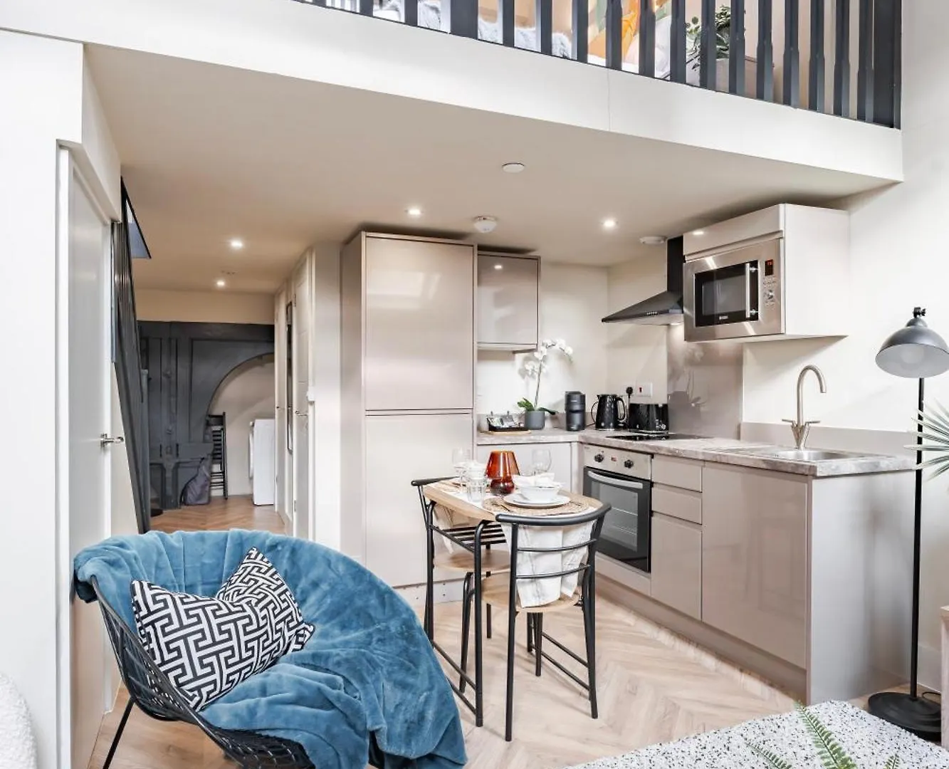 Luxury Tower, Penthouse & Split Level Apartments In Leeds City Centre